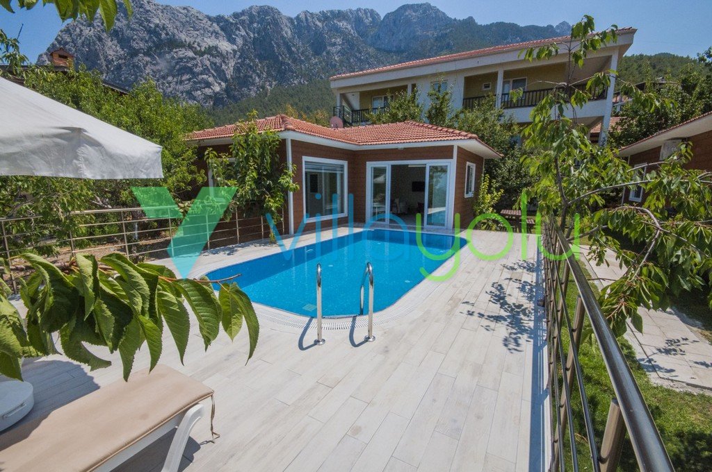 Villa Main