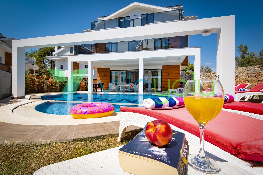 Villa Main