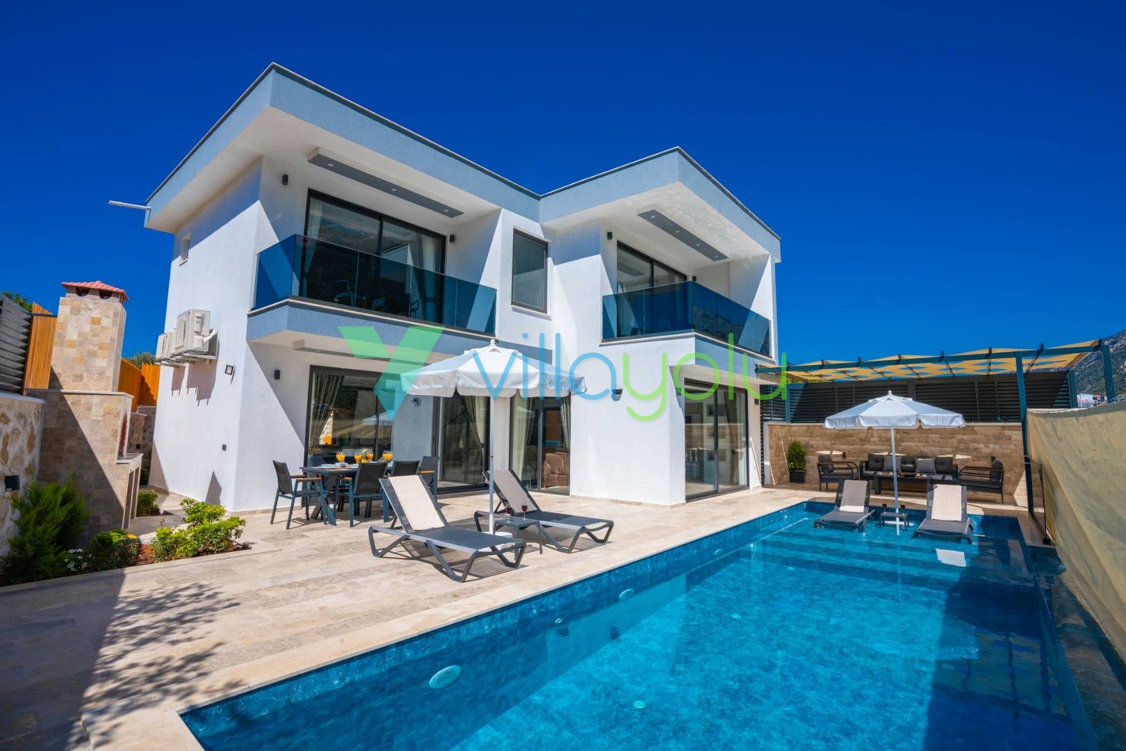 Villa Main