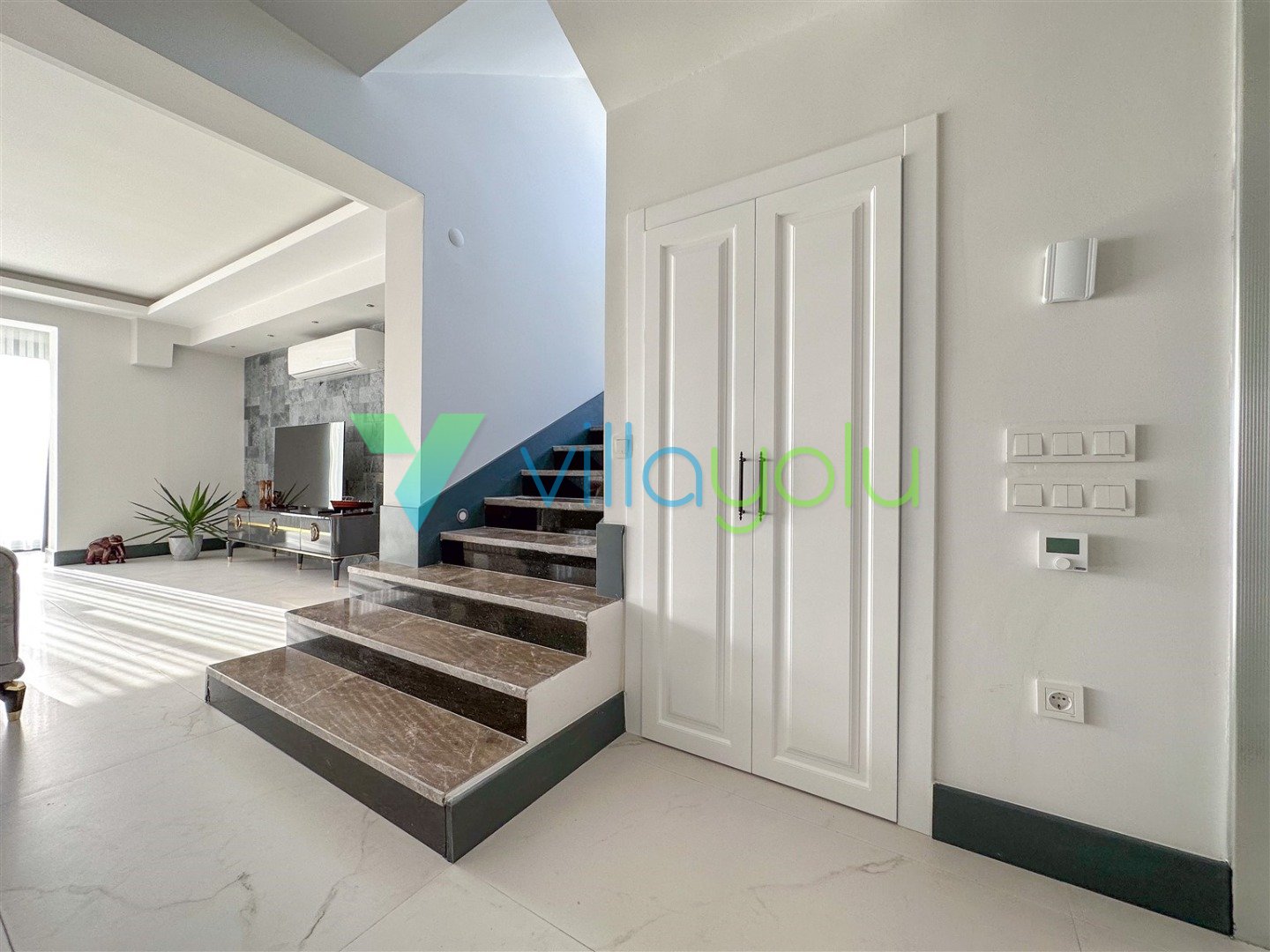 Mobile Gallery 26