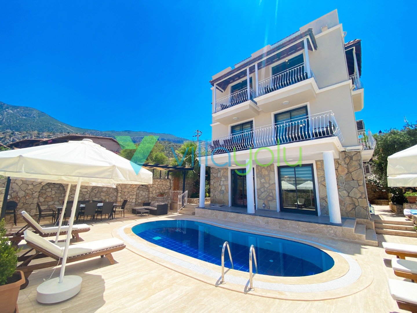 Villa Main