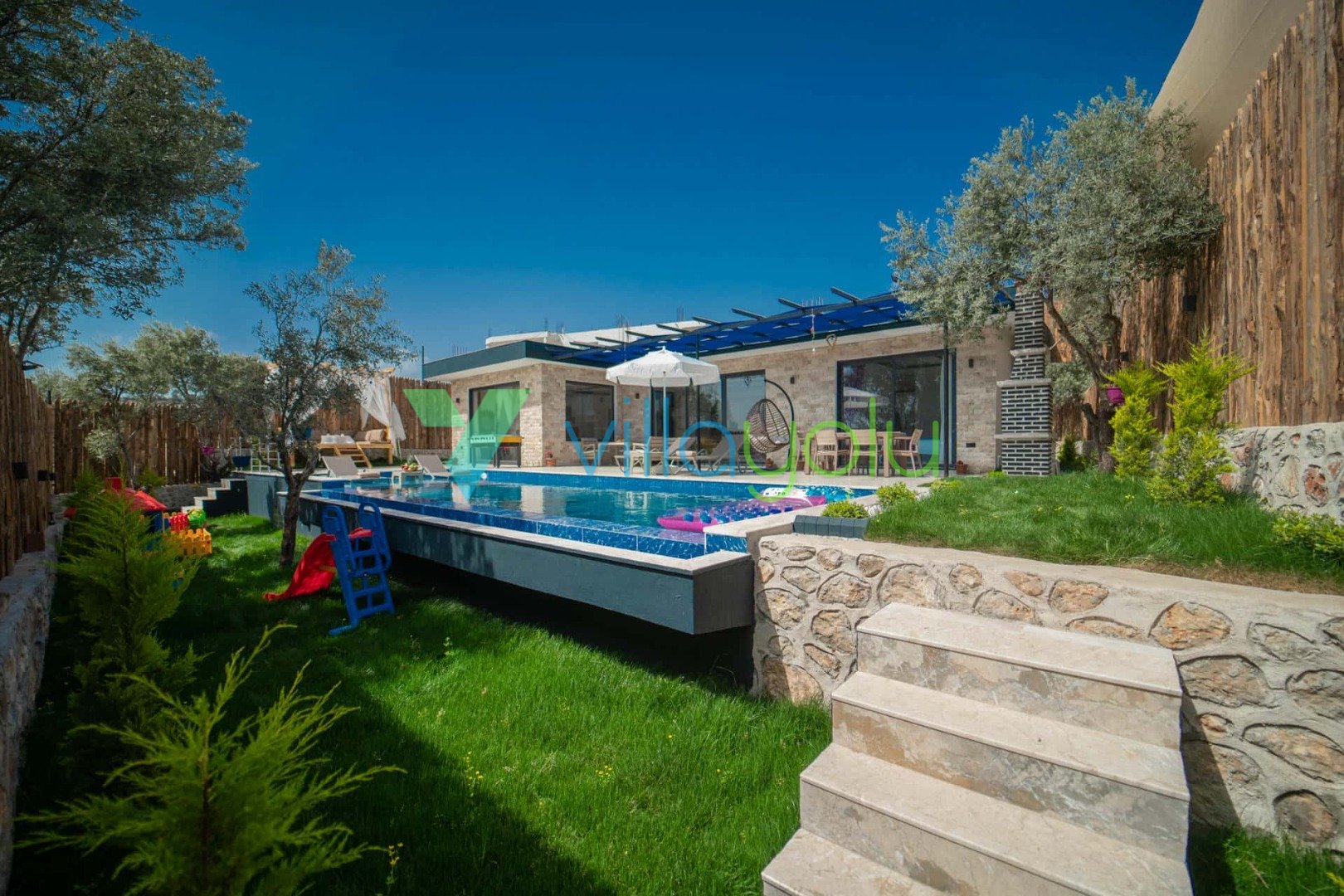 Villa Main