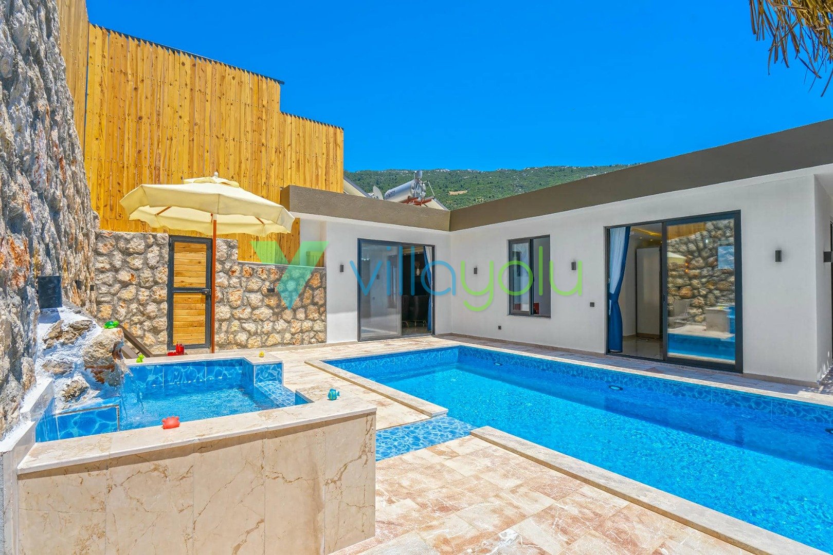 Villa Main