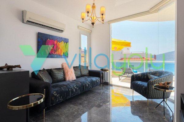 Villa Main
