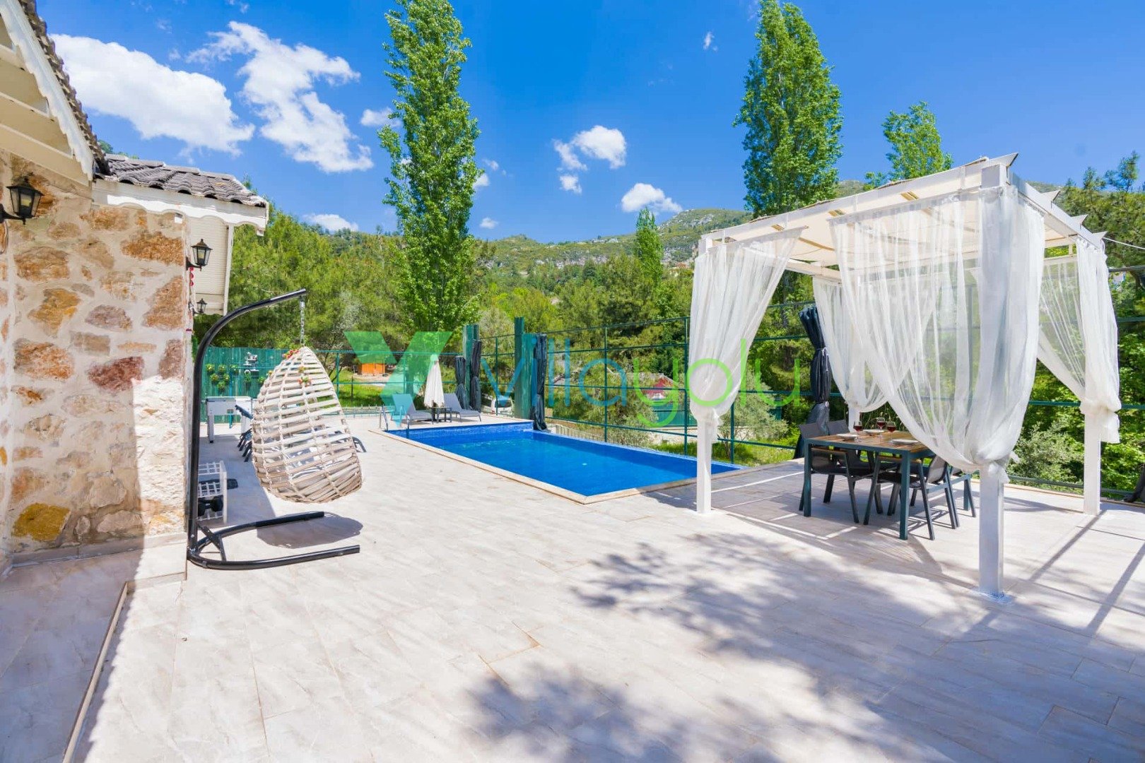 Mobile Gallery 9