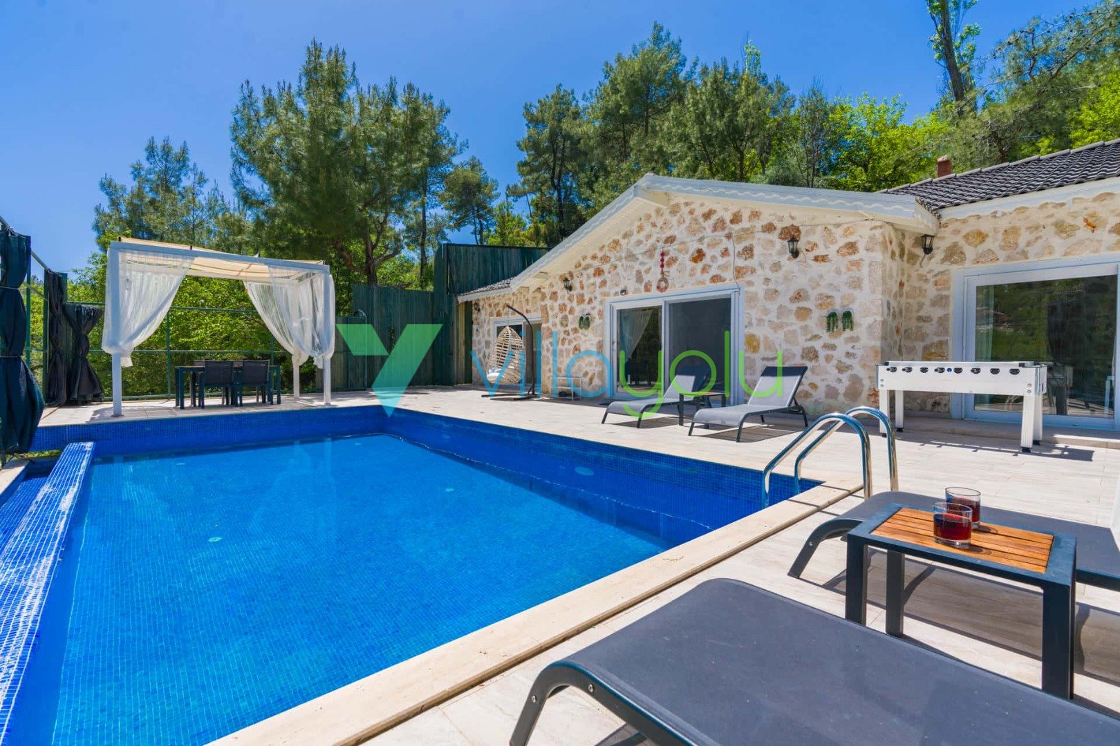 Villa Main
