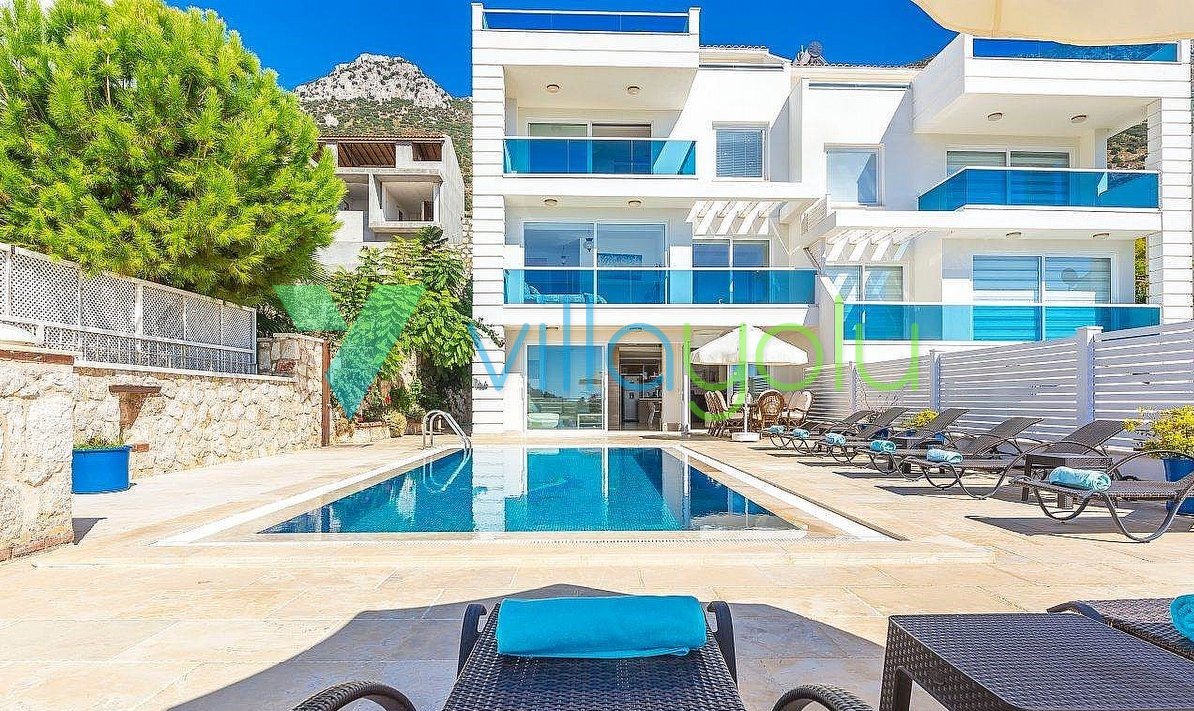 Villa Main