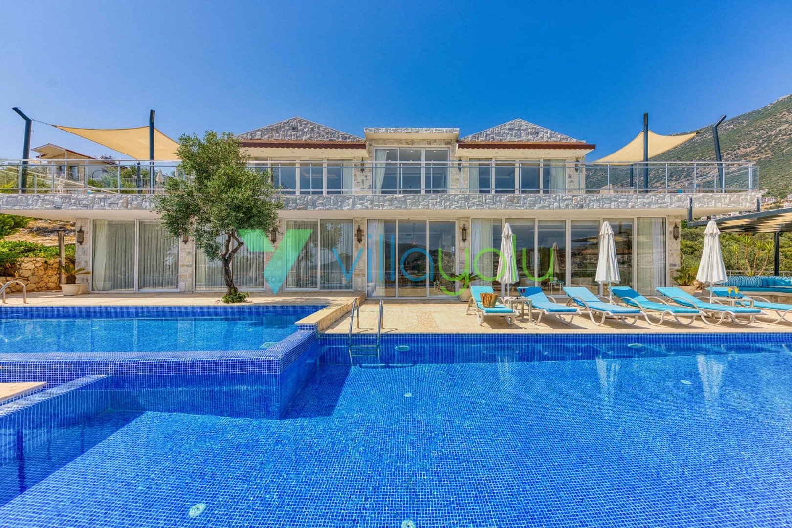 Villa Main