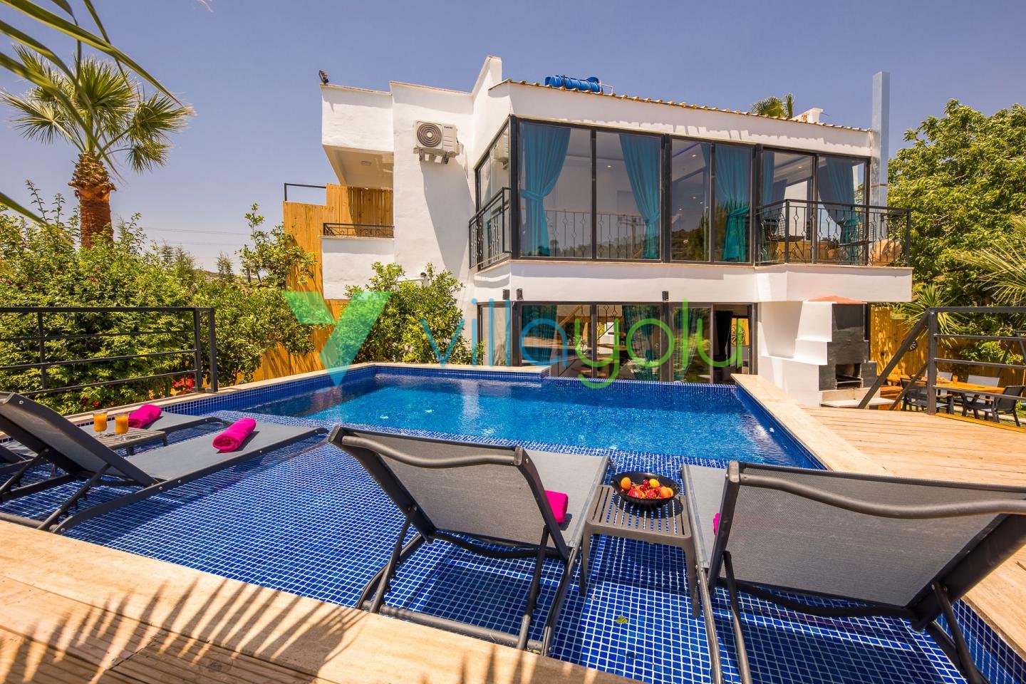 Villa Main