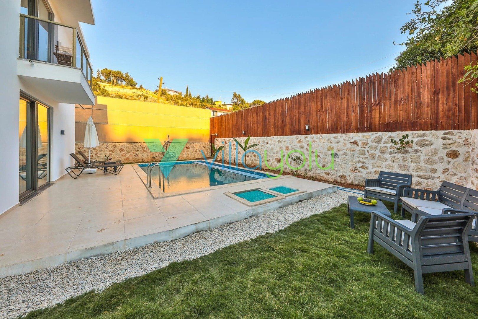 Mobile Gallery 8