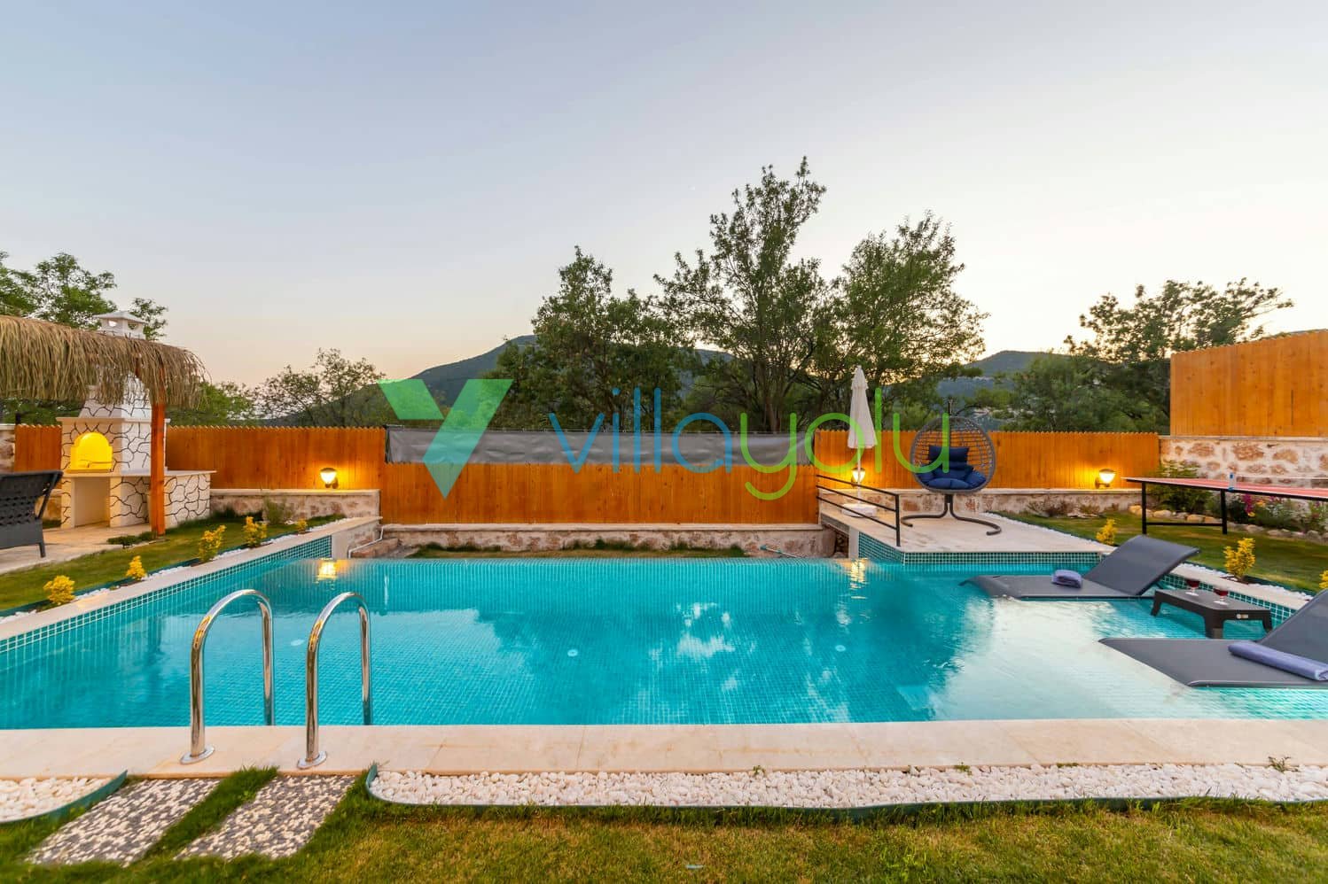 Gallery 0