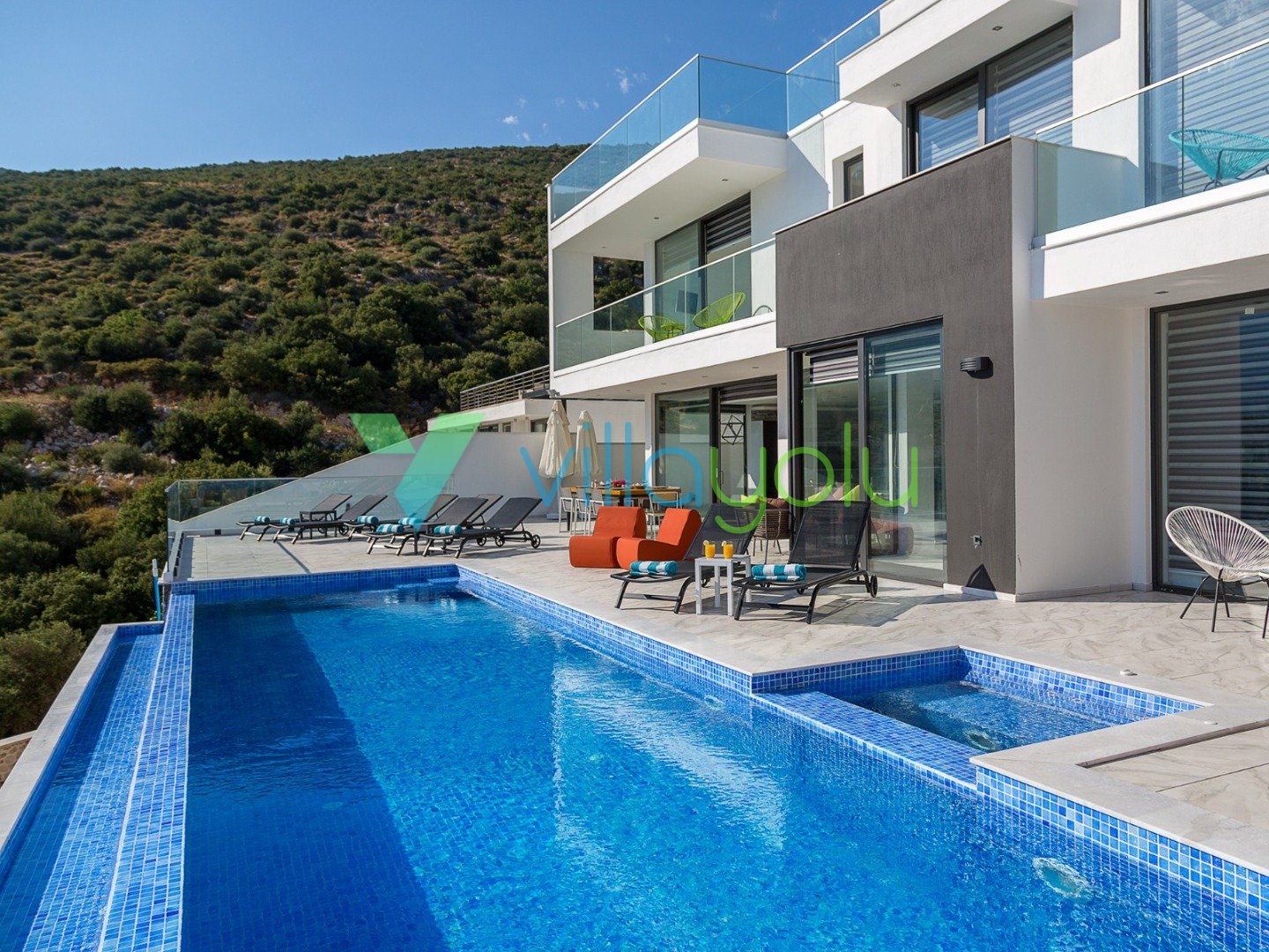 Villa Main
