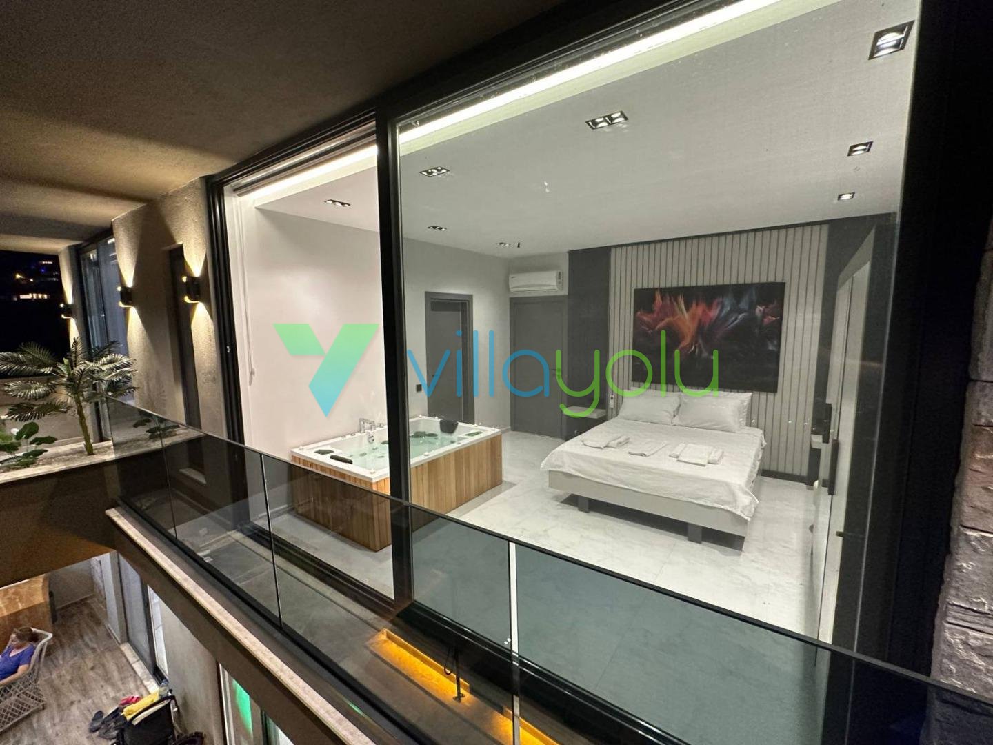 Mobile Gallery 28