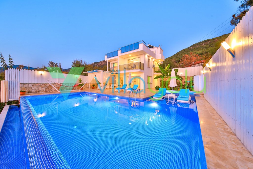 Villa Main