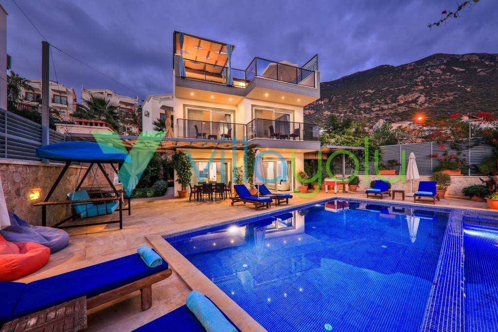 Villa Main