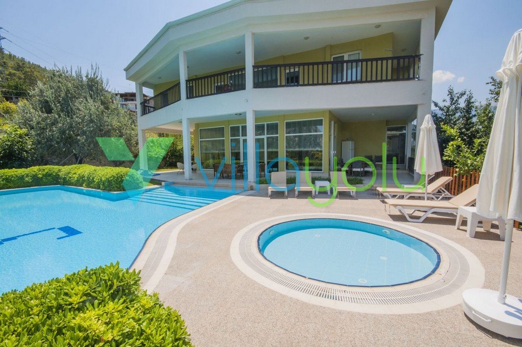 Villa Main