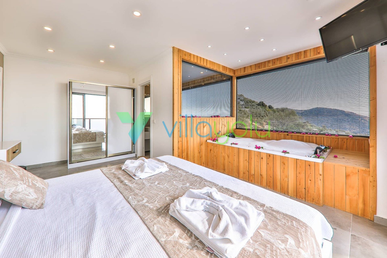 Mobile Gallery 38