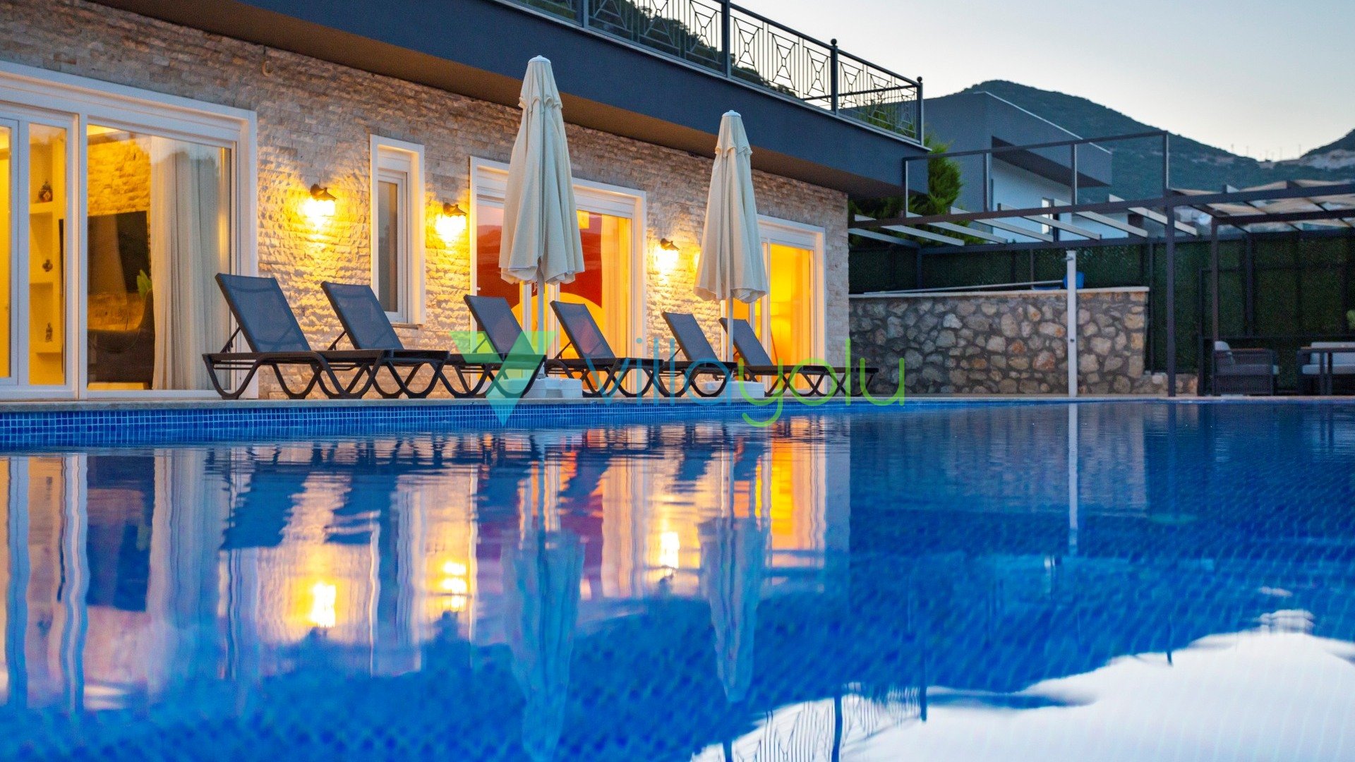 Mobile Gallery 112