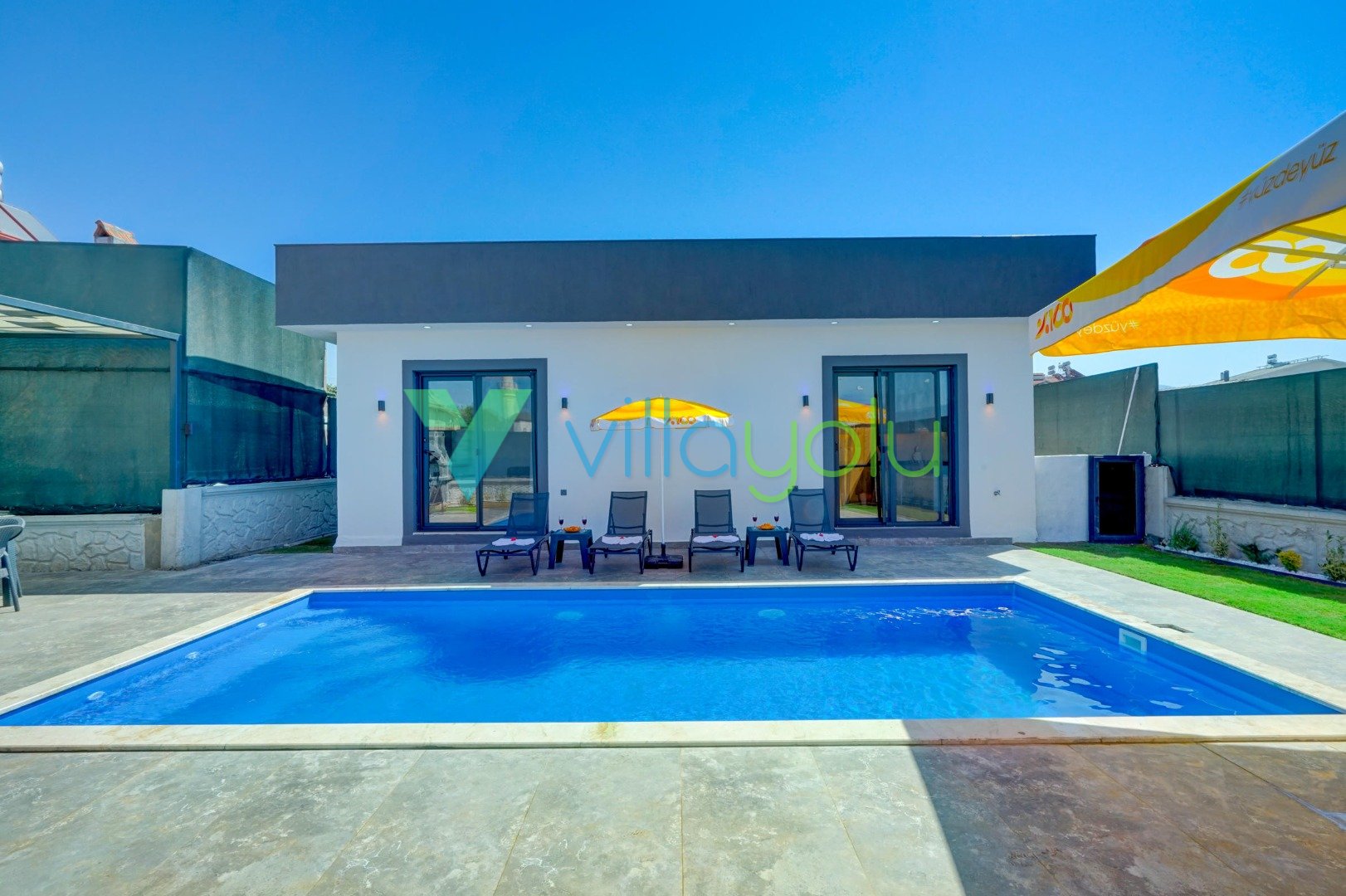 Villa Main