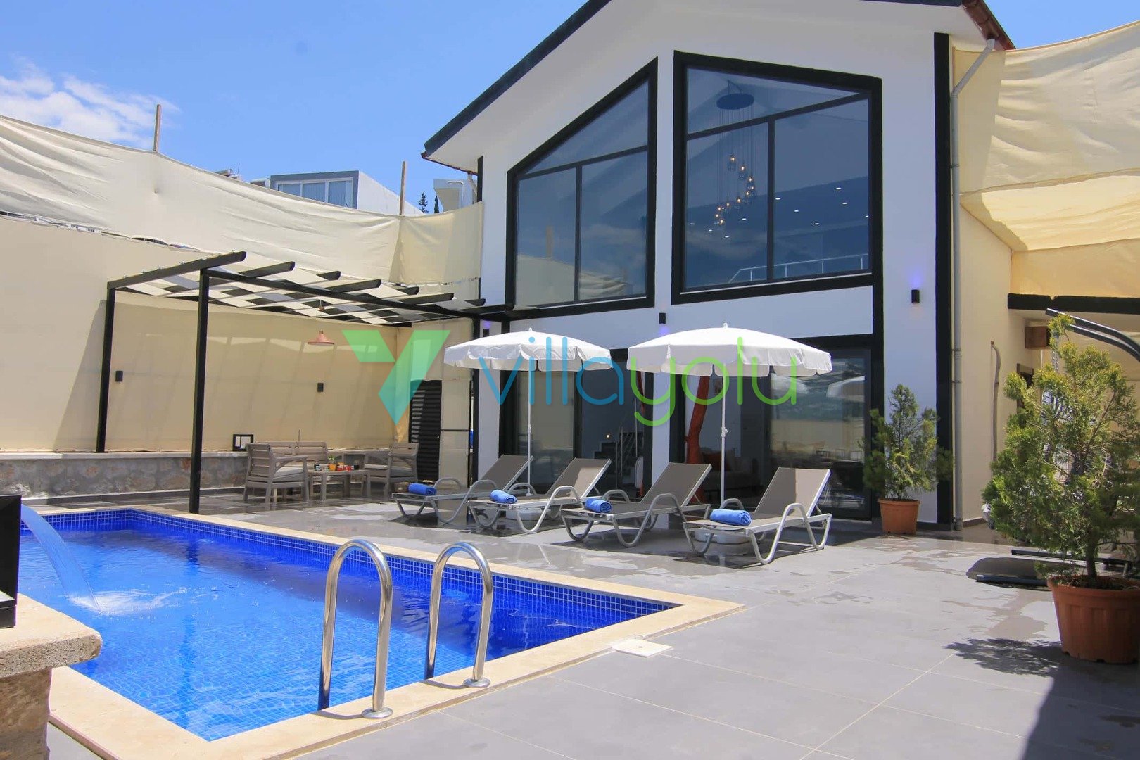 Villa Main
