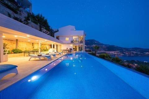 Villa Main
