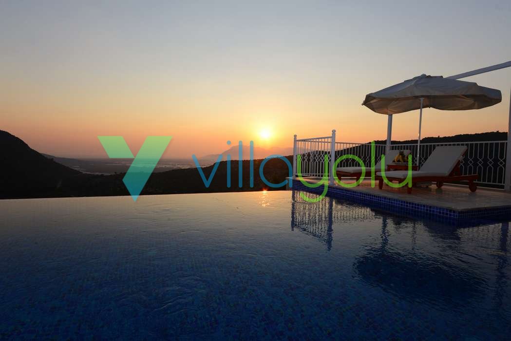 Gallery 0