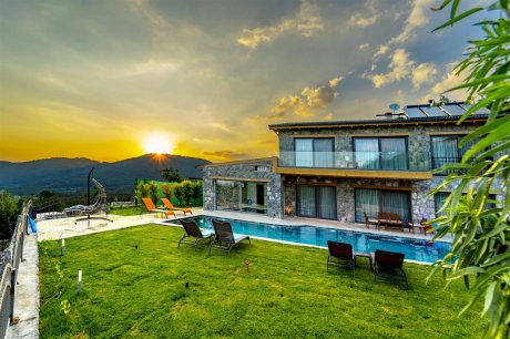 Villa Harika Seydikemer : Doğa İçerisinde Lüks Tatil Villası