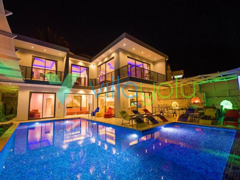 Kalabalık Tatiller için En Uygun Konaklama - Kiralık Villa